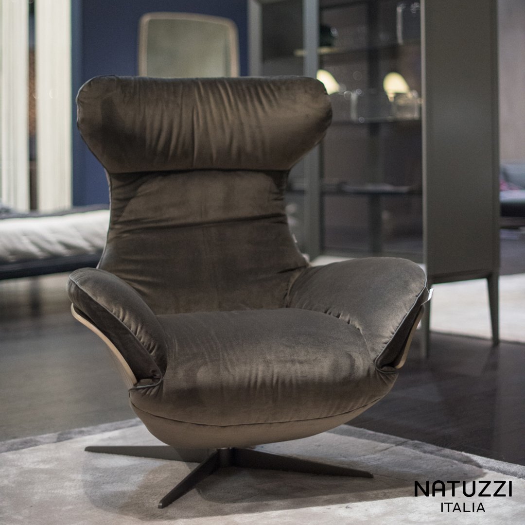 Natuzzi's tweet photo. Ilia by Mauro Lipparini is a true combination of style and comfort: the attention to design elements matches perfectly with its innovative reclining functions to give a visual impression of softness.
#Natuzzi https://t.co/PmEr1tLBXB
