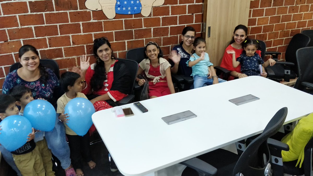 myBabyChakra's tweet photo. The #momstars and kids have started arriving. Stay tuned for more fun pictures and actives. #MothersDayMeetup https://t.co/27BCFR53sy