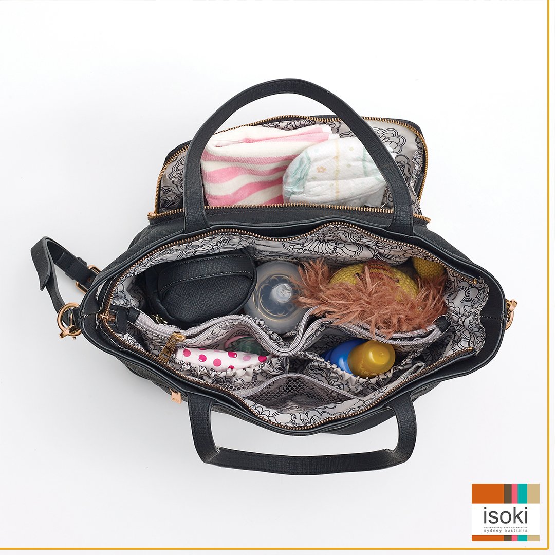 IsokiBabyBagsUK's tweet photo. What's your go to Nappy Bag fillers??
We have got to say nappy wipes are our night in shining armor for any outing! 👌 🌅 😍 https://t.co/jvC3XzIEl3