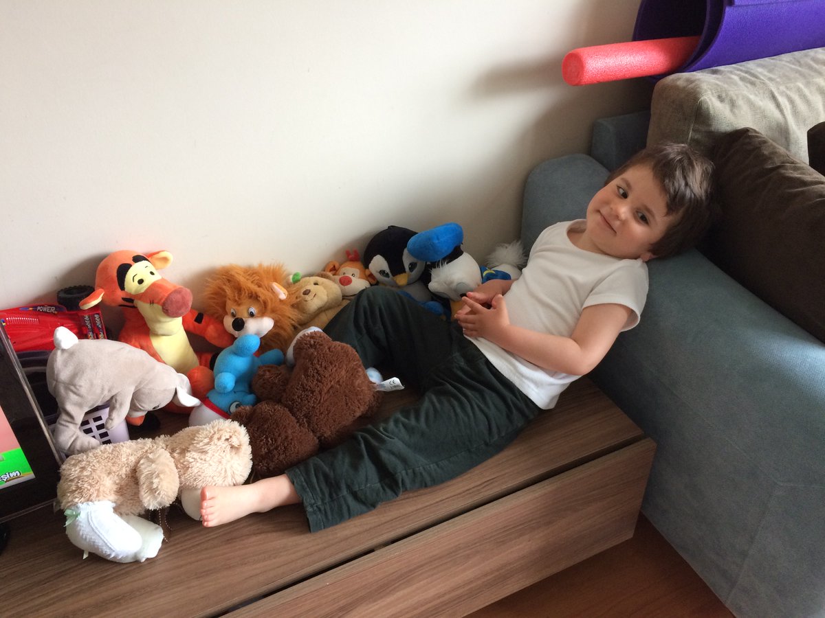 Mahir ve 
Arkadaşları

Deniz,Memet,
Şirin ve Diğerleri.