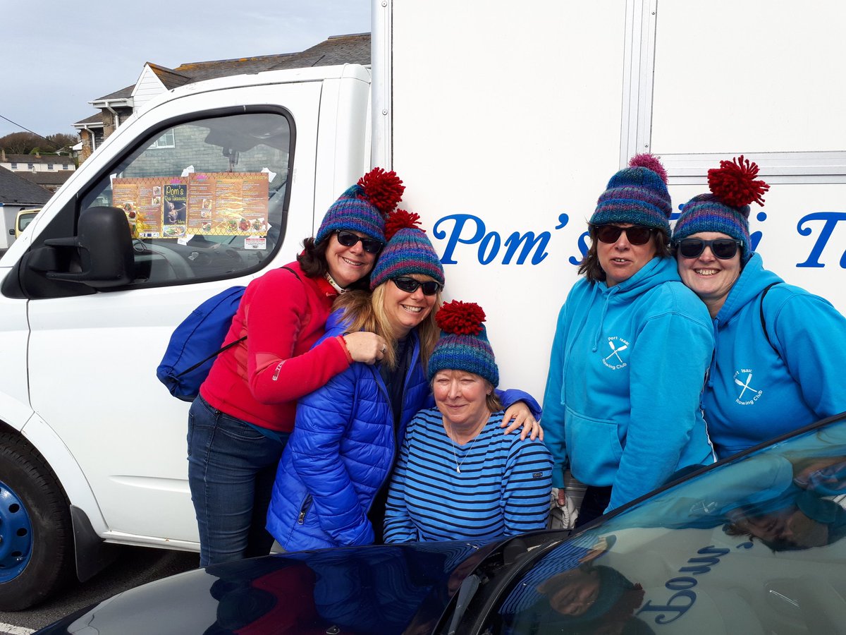 gailforce200's tweet photo. Port Isaac Pom Poms https://t.co/dsVRkB4kez