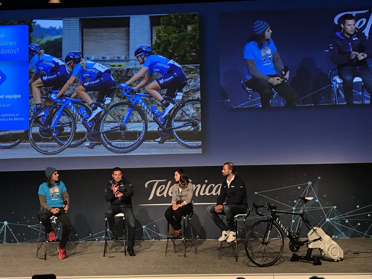 ALNShow's tweet photo. Chema Alonso con Lourdes y Alejandro Valeverde del @Movistar_Team “entrenamos con sensaciones, hay que saber escuchar al cuerpo, pero la tecnología permite realizar un entrenamiento más exacto” #ForoTecnologíayDeporteTelefonica https://t.co/58GVNqvhSd