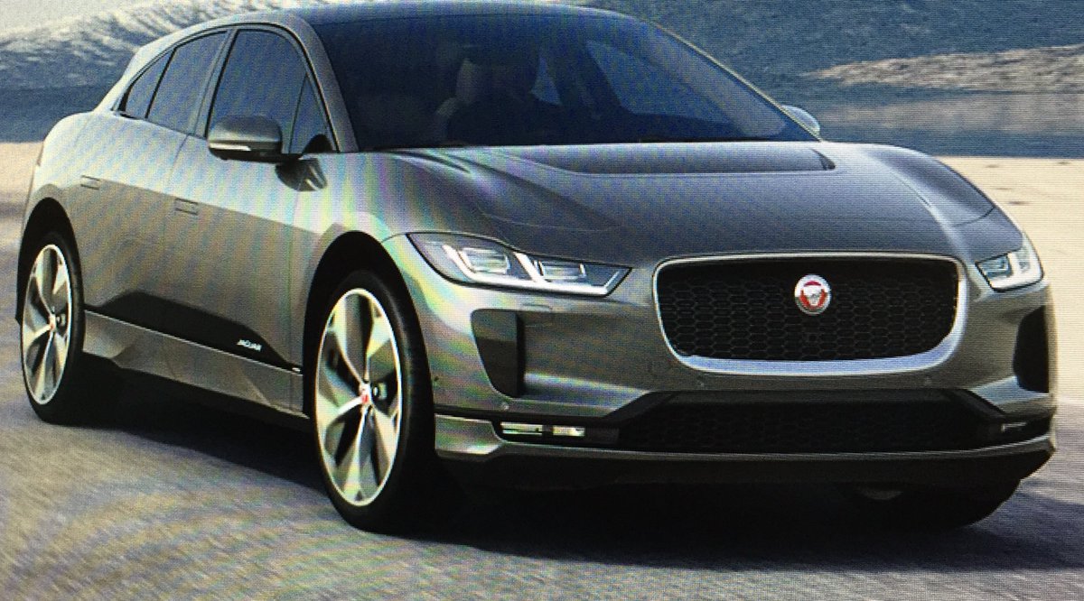 06_lengele's tweet photo. Rendez-vous le jeudi 17 mai pour la grande journée #Arval des équipes Pro Entrepreneurs et entreprises de #ROISSY en France #drrpidf essai véhicules clients et prospects ; contacter vos conseillers pour tester Maserati BMW Jaguar Land Rover ou Mini Volvo Open Hyundai .. https://t.co/dSkjrCgyo5