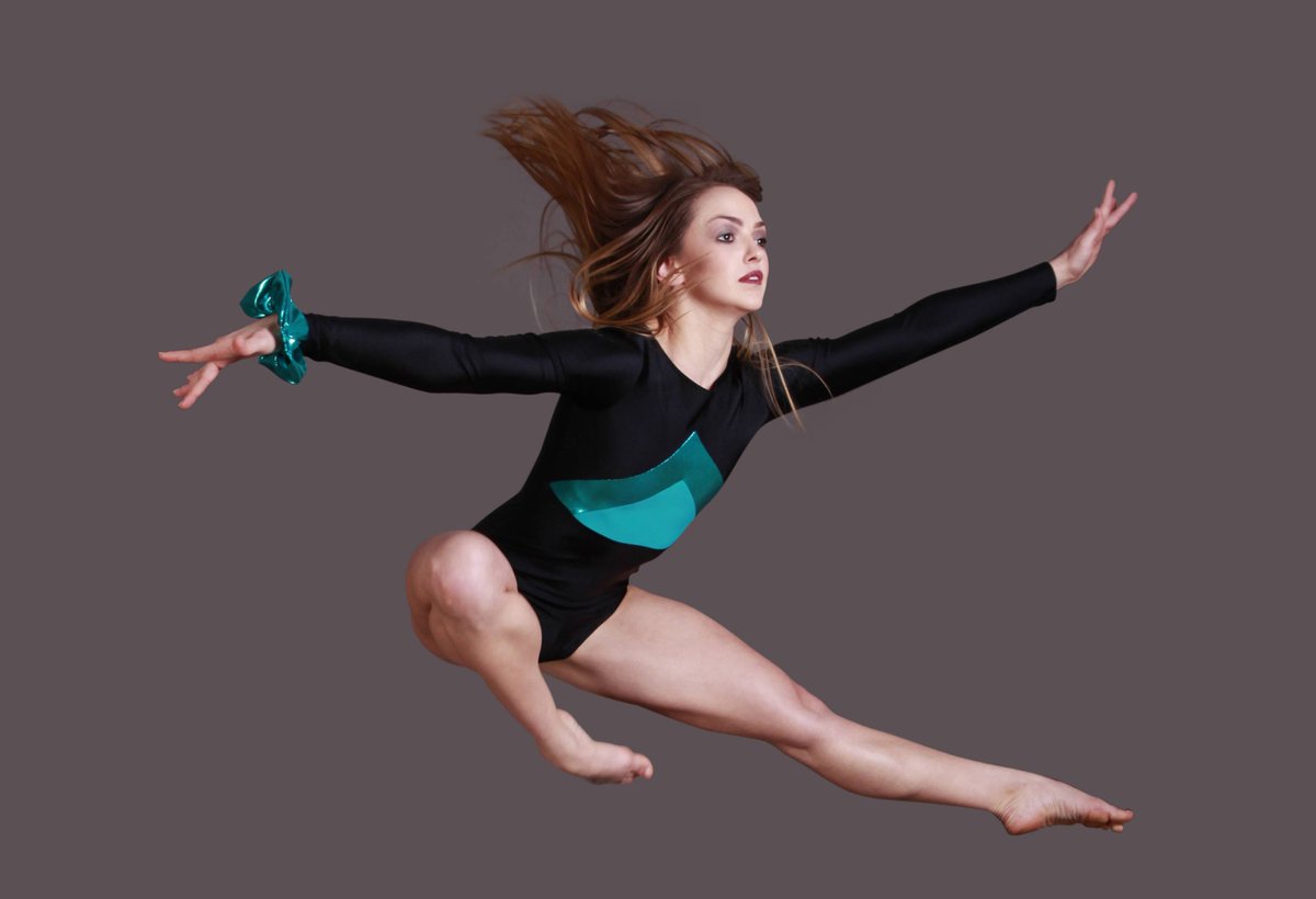 ClothingbyLC's tweet photo. Thanks for the kind words! ★★★★★ "lovely fit. Laura made it slightly bigger in the shoulders to fit me perfectly, thank you." erica f. https://t.co/xktjVLGhJE #etsy #clothing #women #black #womensclothing #lycrabodysuit #leotard #danceleotard #reflectivebodysuit #perfo https://t.co/B1NjLazLfq