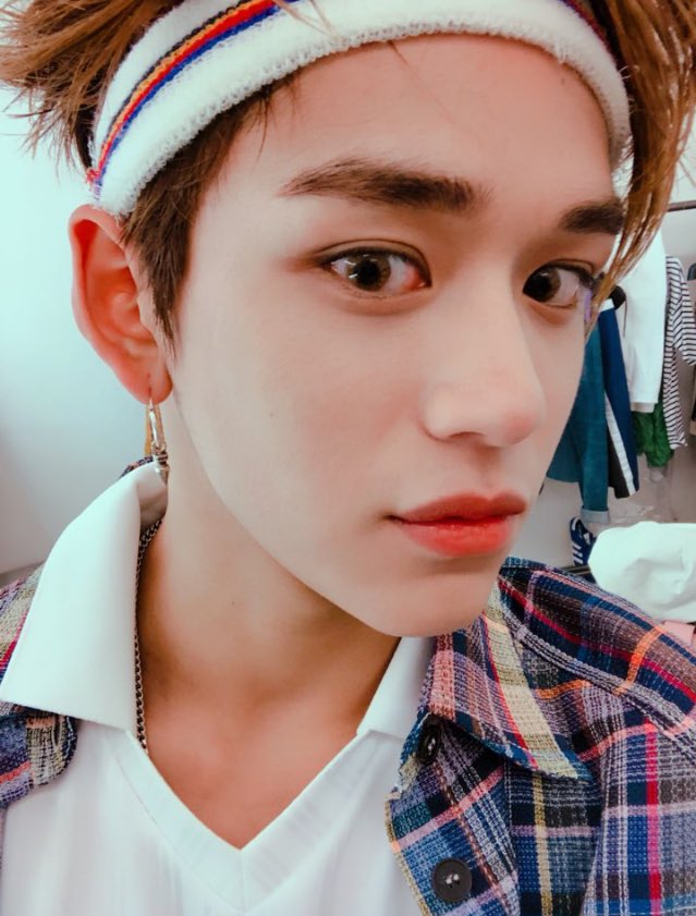 wongarchive's tweet photo. — 180505 
twitter update 
 #루카스 #LUCAS #NCT https://t.co/vLj0sAxczT