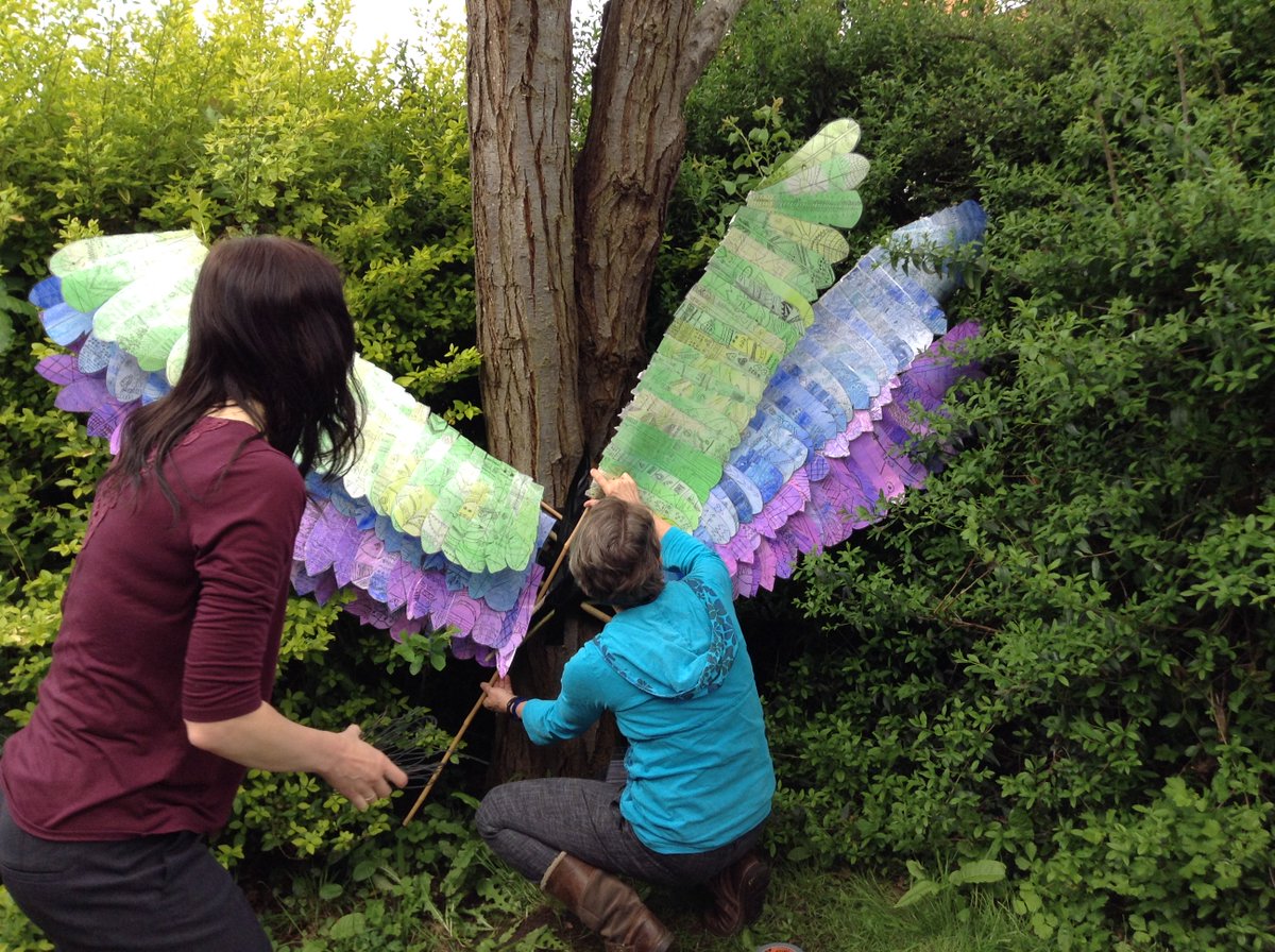 MissRowland27's tweet photo. Stages of Well Dressing 2018 part 3 - thank you for all the contributions! https://t.co/97qJgePEHn