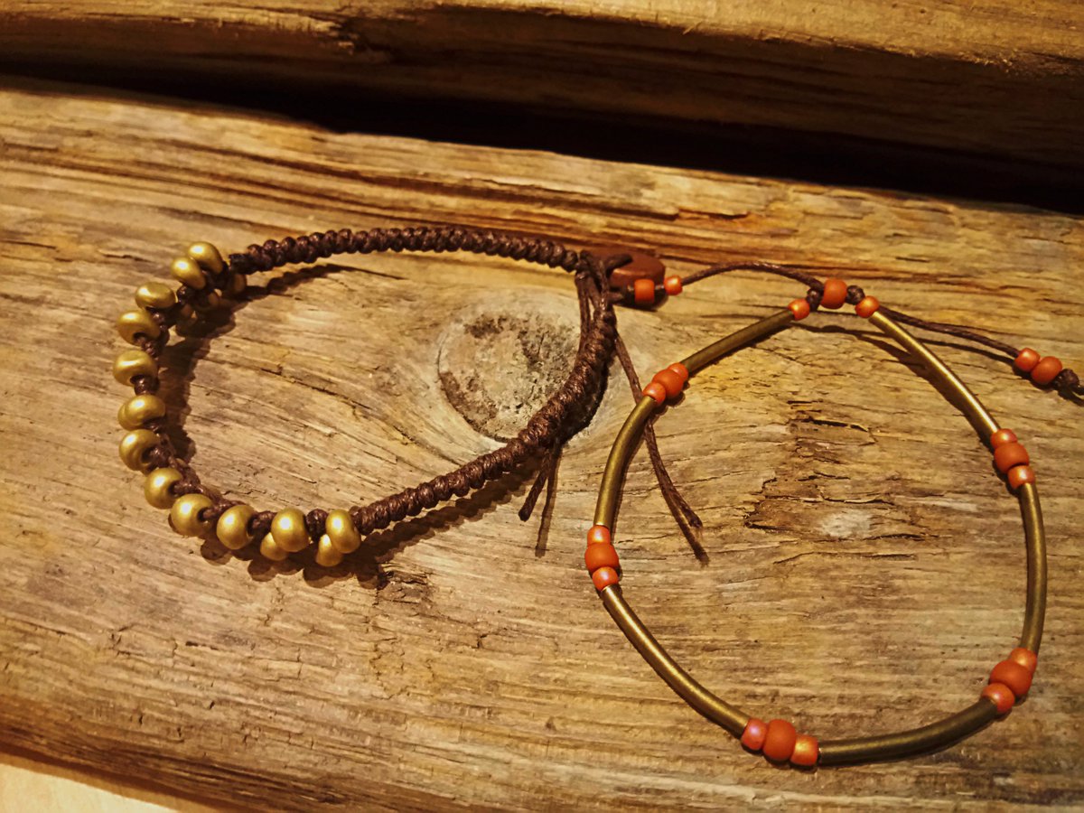 RUTUBOYA's tweet photo. I'd like to make something that I want to wear. Let's start making now! #handmade #bracelet #beads https://t.co/gBDQ4WEmbu