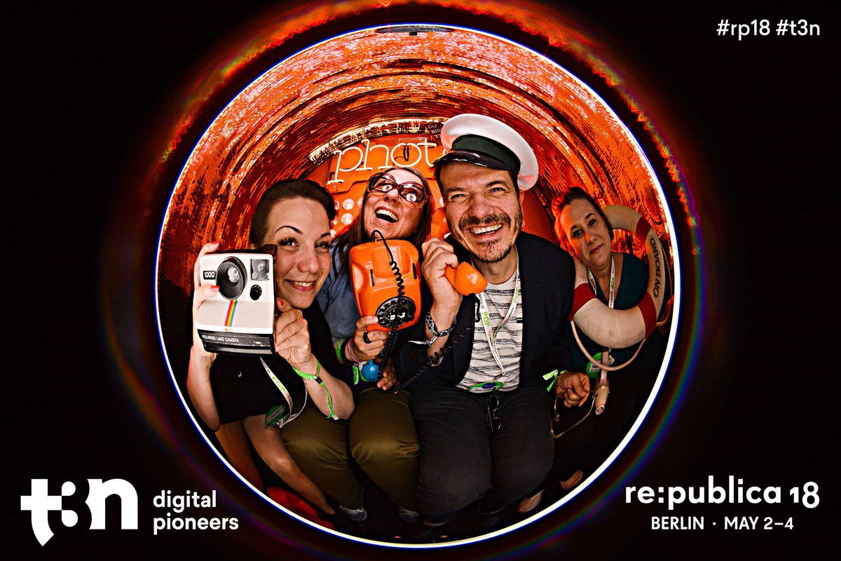 ewingo13's tweet photo. Viel Freude mit Christoph @getmclaned 😂🙃😆und @SellAnnette @SchaefferNadine @LuiseFreese @ewingo13
@republica #rp18 #t3n @t3n #humanIntelligence ✔️ https://t.co/TliVUSMXbe