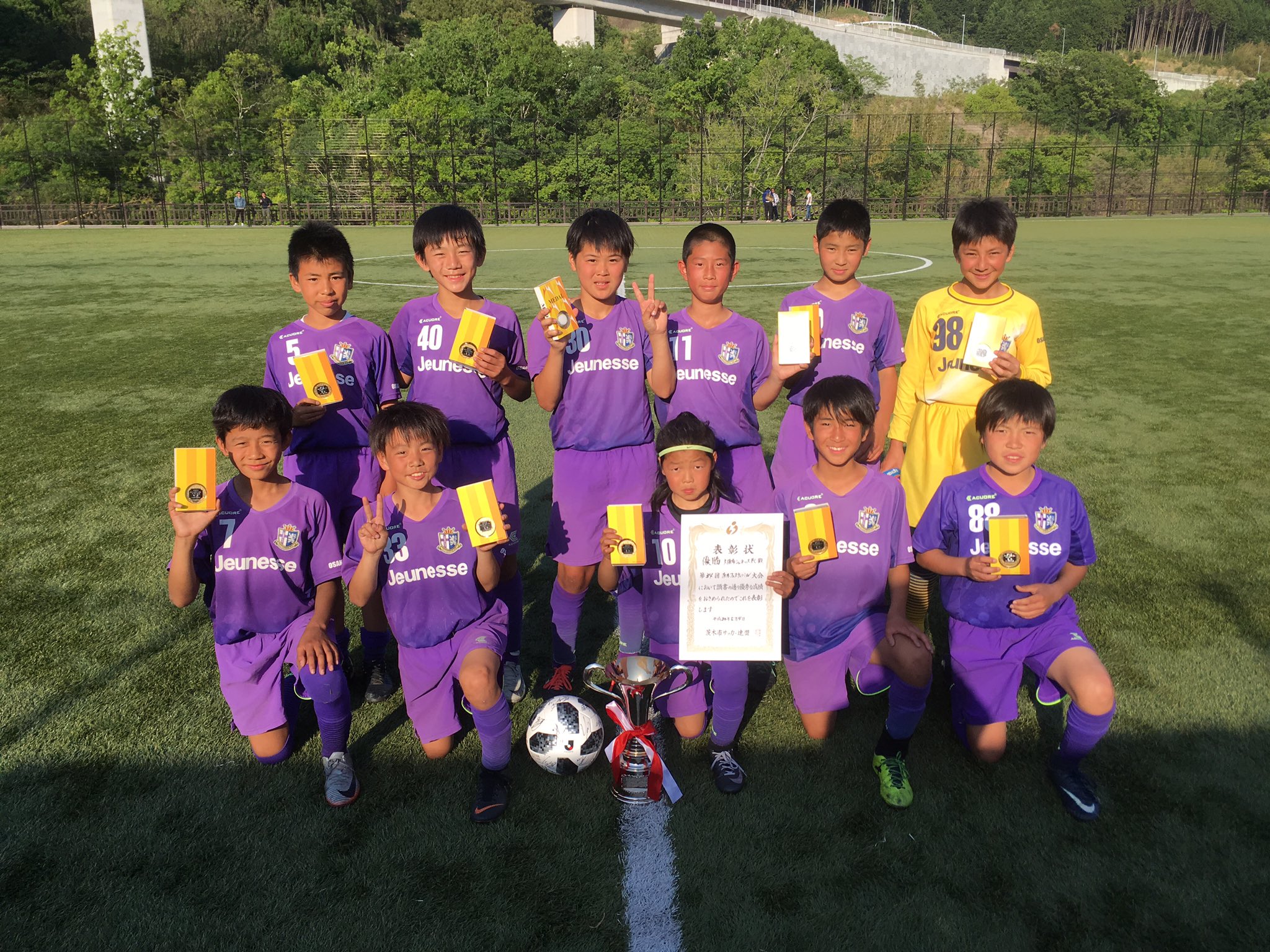 大阪市ジュネッスｆｃ 亮コーチ ジュネッスジュニア試合速報 ｕ１２茨木フェスティバル 決勝トーナメント ５ ０ 深草少年ｓｃ ６ ０ ダック 決勝 ８ １ アルバ 優勝おめでとうございます 大阪サッカー 大阪市ジュネッスｆｃ ジュネッス