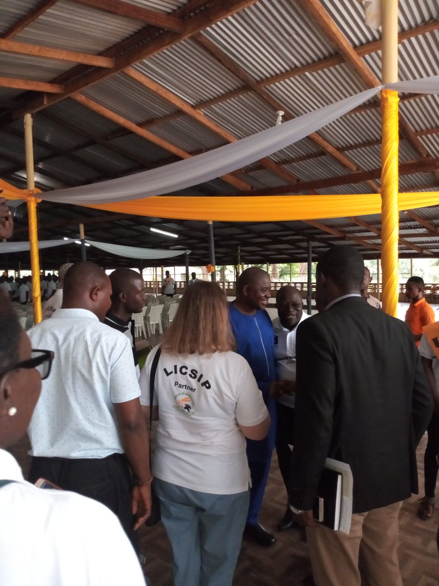 MichaellaConteh's tweet photo. @Solidaridad_wa staffs welcoming guests at the #LICSIP Launch in Liberia @Lamisi_d @BossOwus @Solidaridadnetw https://t.co/n4FlndWcVW