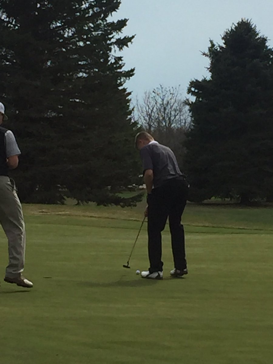 tritoncobragolf's tweet photo. First boys HVL meet of the year last night at Pine Island GC. Noah lead the way with a 93. #WeAreTriton https://t.co/mO1wdlqINT