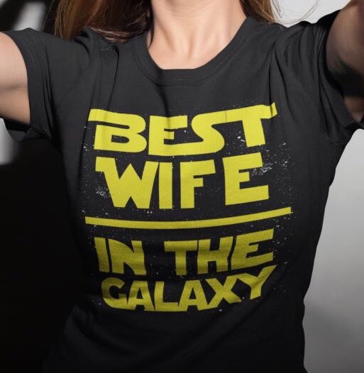 Falls der <a href="/ReinhardRemfort/">Reinhard Remfort</a> zum heutigen #MayThe4th noch nix für die ominöse Verlobte  <a href="/sontka/">Sontka</a> hat 😉