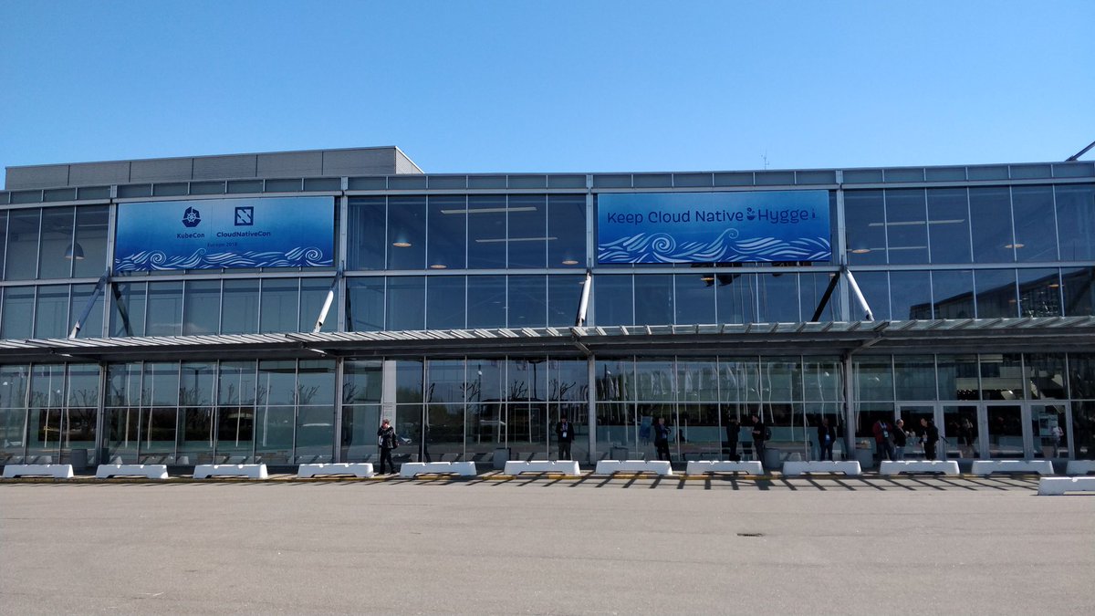 FredPasseron's tweet photo. Leaving #Kubecon2018  today. Great weekend speaking ans sharing  about @HPE_DevCom @hpe https://t.co/sf8eeXhFFA