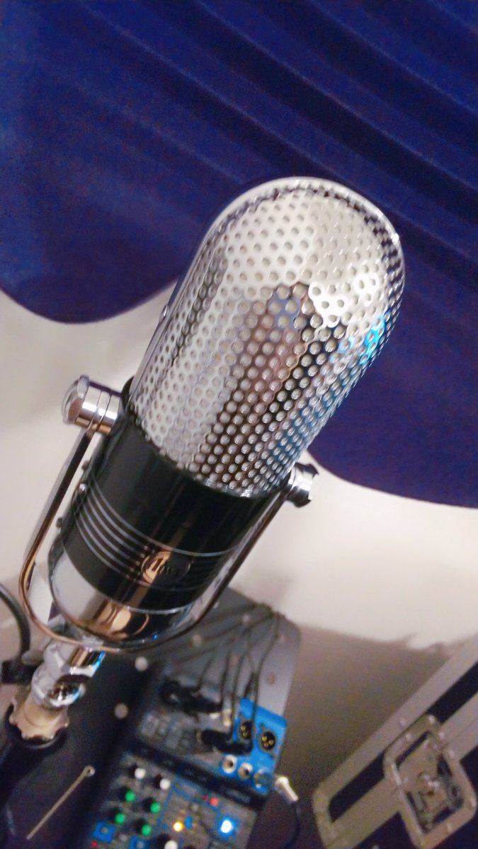 yuh_talesounds's tweet photo. 【aiwa vm12】

https://t.co/TtMh16InZc

#studio #スタジオ #マイク #リボンマイク #aiwa #vm12 https://t.co/XL2YIrKGvg