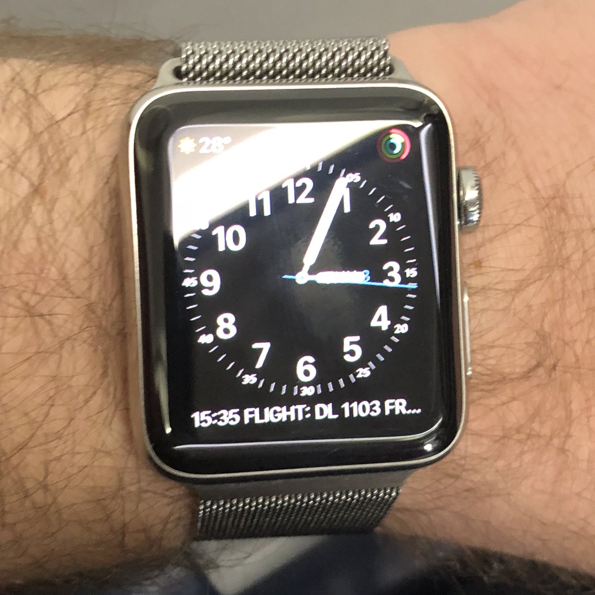 awbandoftheday's tweet image. Trip home yesterday. Silver #milaneseloop - my first-ever band. #AppleWatch
