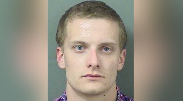FOX17's tweet image. Man arrested after flying to Florida to smoke joint with President Trump: sheriff bit.ly/2JUyK1n