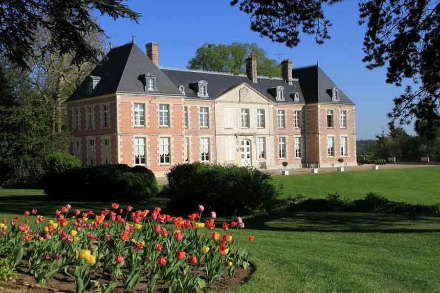 Sifex Chateaux tweet media