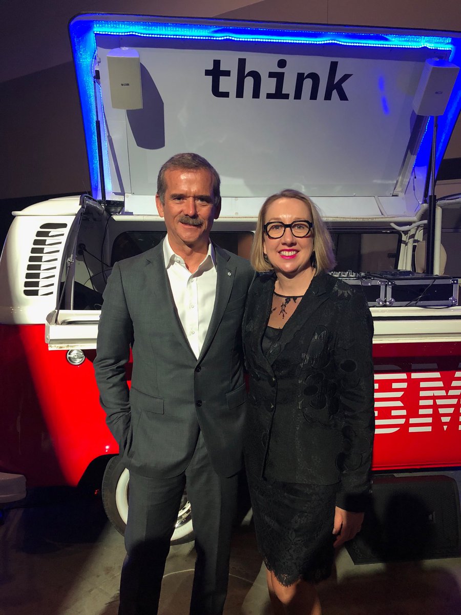 ajohnstonpell's tweet photo. Life is about having ambition, a dream, something to aspire for, if you set a target, do it. Make the impossible - possible. What a week - what a life highlight - moon shots galore π@Cmdr_Hadfield #ThinkAU #ThinkNZ @IBMAustralia @ibmnz #ibm https://t.co/m9IcUC33Uv