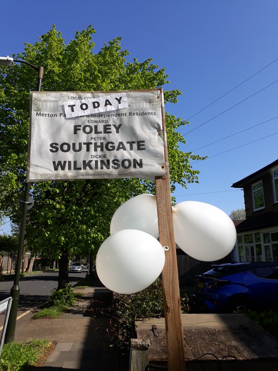 houses1965's tweet photo. @EdwardFoley Congratulations - a celebratory balloon for each🎈🎈🎈#mpwra #MertonCount #LE2018 https://t.co/MmWi71U4jd