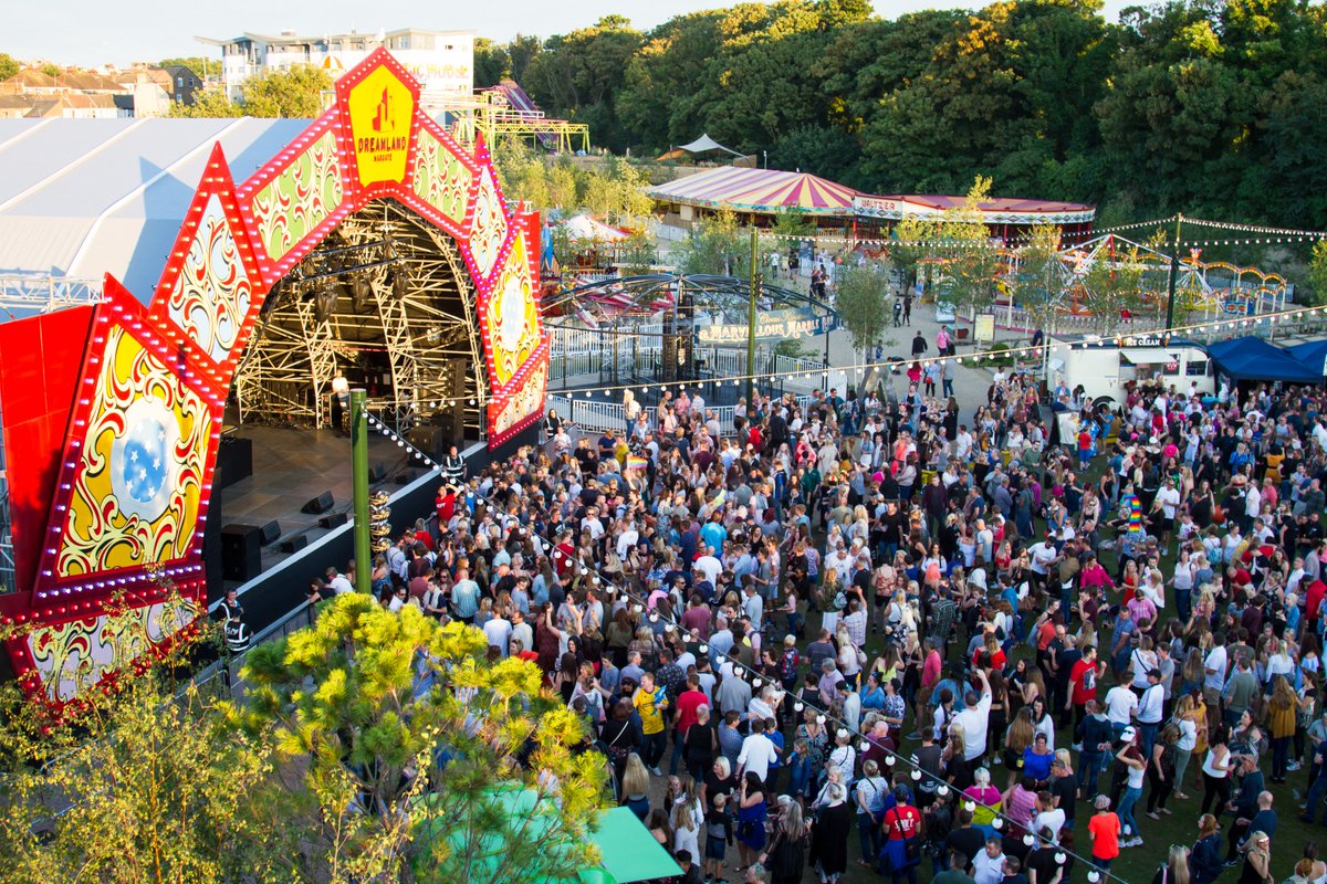 DreamlandMarg's tweet photo. TONIGHT'S SUNSET SESSION! ☀️😎
Doors 6pm - Don Letts 7pm - Craig Charles 8.30pm - Curfew 10.45pm
*all timings subject to change. Tickets available on the door. #Margate https://t.co/zjgjTXZLNX