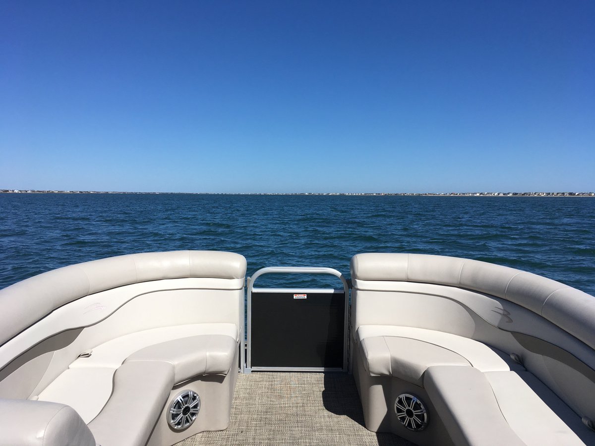 PontoonPaddler's tweet photo. The boat is in the water.  Check out our new website and see what's new in 2018! https://t.co/x9Riv51f9c