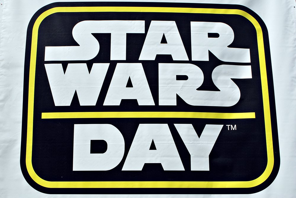 LAUSDSup's tweet photo. Our schools are full of Jedi Master educators who teach @MDCPS students to unlock their full potential. May the 4th be with you. #StarWarsDay https://t.co/112gJiGYdD
