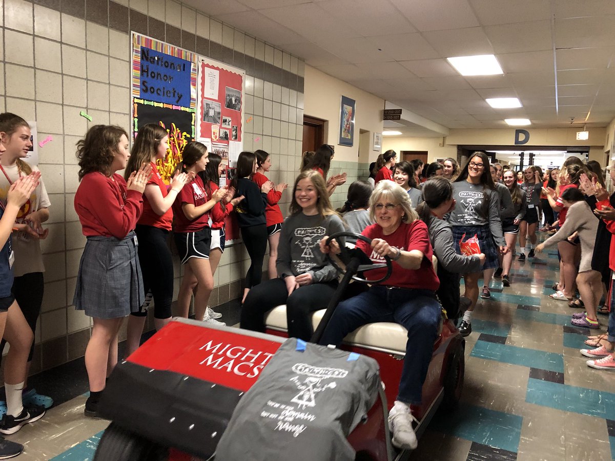 McAuleyMacs's tweet photo. Good luck to our Math Macs who will be competing at the State Math Contest tomorrow! #MathMacs #StateBound https://t.co/TT2QFTeMlU