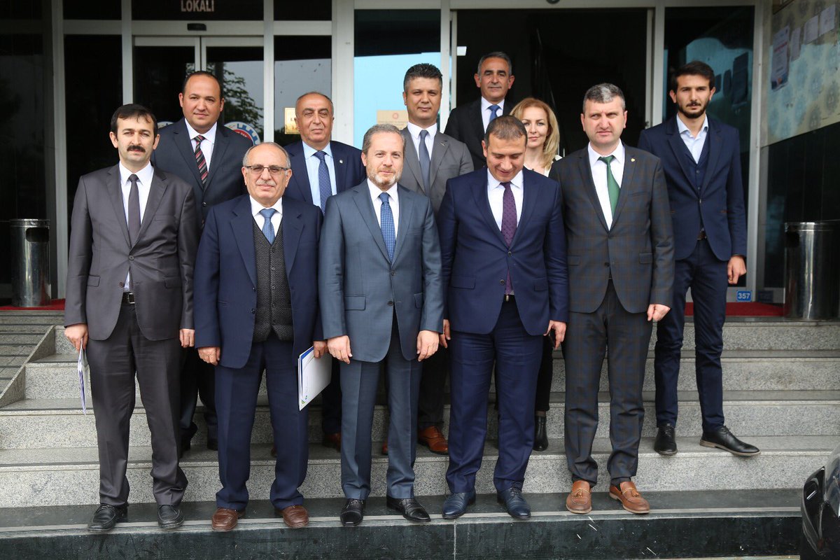 Bölgemize ve şehrimize katkı sağlayacak projelerin ele alındığı Üniversitemiz Danışma Kurulunun 2. toplantısını Ünye Ticaret ve Sanayi Odasında gerçekleştirildi. Öğrenci Konseyi Başkanımız Mustafa BORAN’ da toplantıya katıldı.