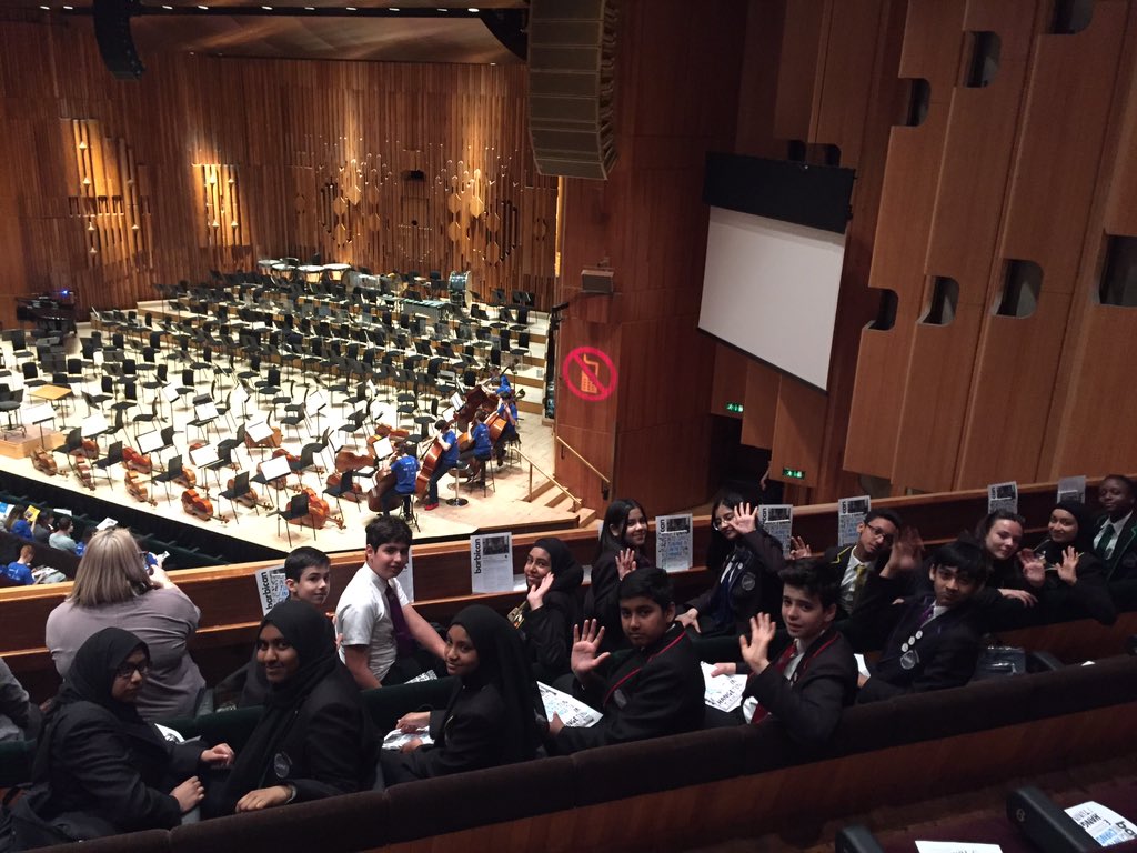 listermusicdept's tweet photo. Fab morning out @BarbicanCentre supporting our 4 @ListerSchool students playing in #NYOInspire #TuningIntoChange Very proud teachers & friends! And very jealous they got to play with @GustavoDudamel Thanks @NYO_GB https://t.co/42CNXQwd87