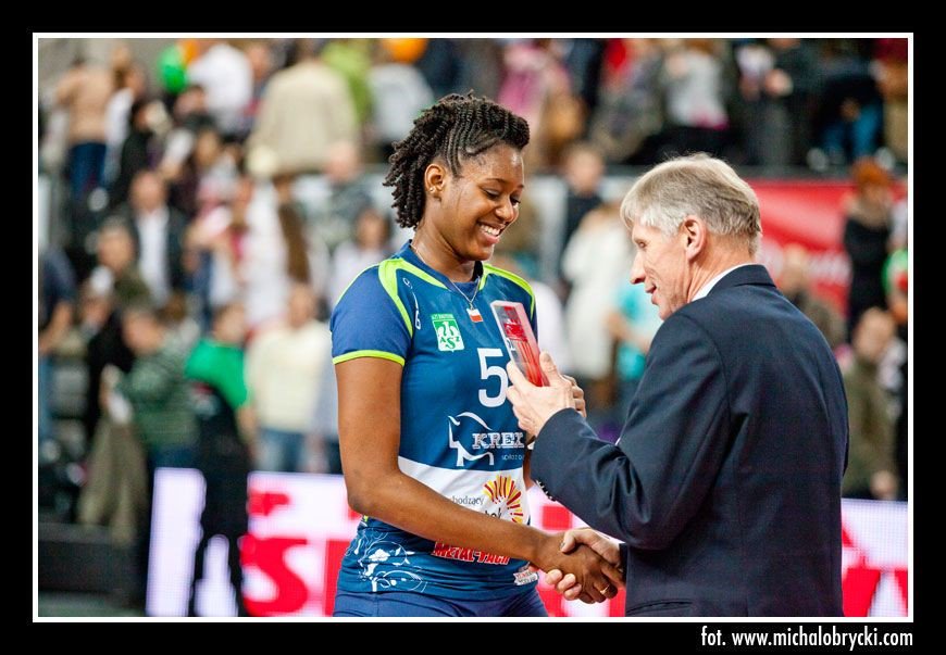 CEVolleyballCL's tweet photo. Me at the beginning of a bright future... my start-up in Poland #askSinead https://t.co/awoaxQ0hEr