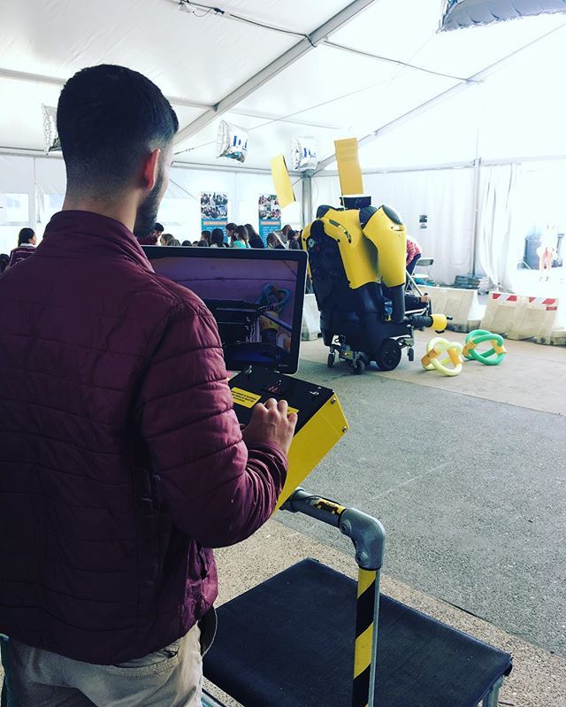 JanDeCoster's tweet photo. Teachers visiting #andleuven with a class of 25, get very skilled robot pilots after a few runs. 🤖👍
#robot #robotdesign #education #stemeducation #makingrobots https://t.co/84DfDqBfHG