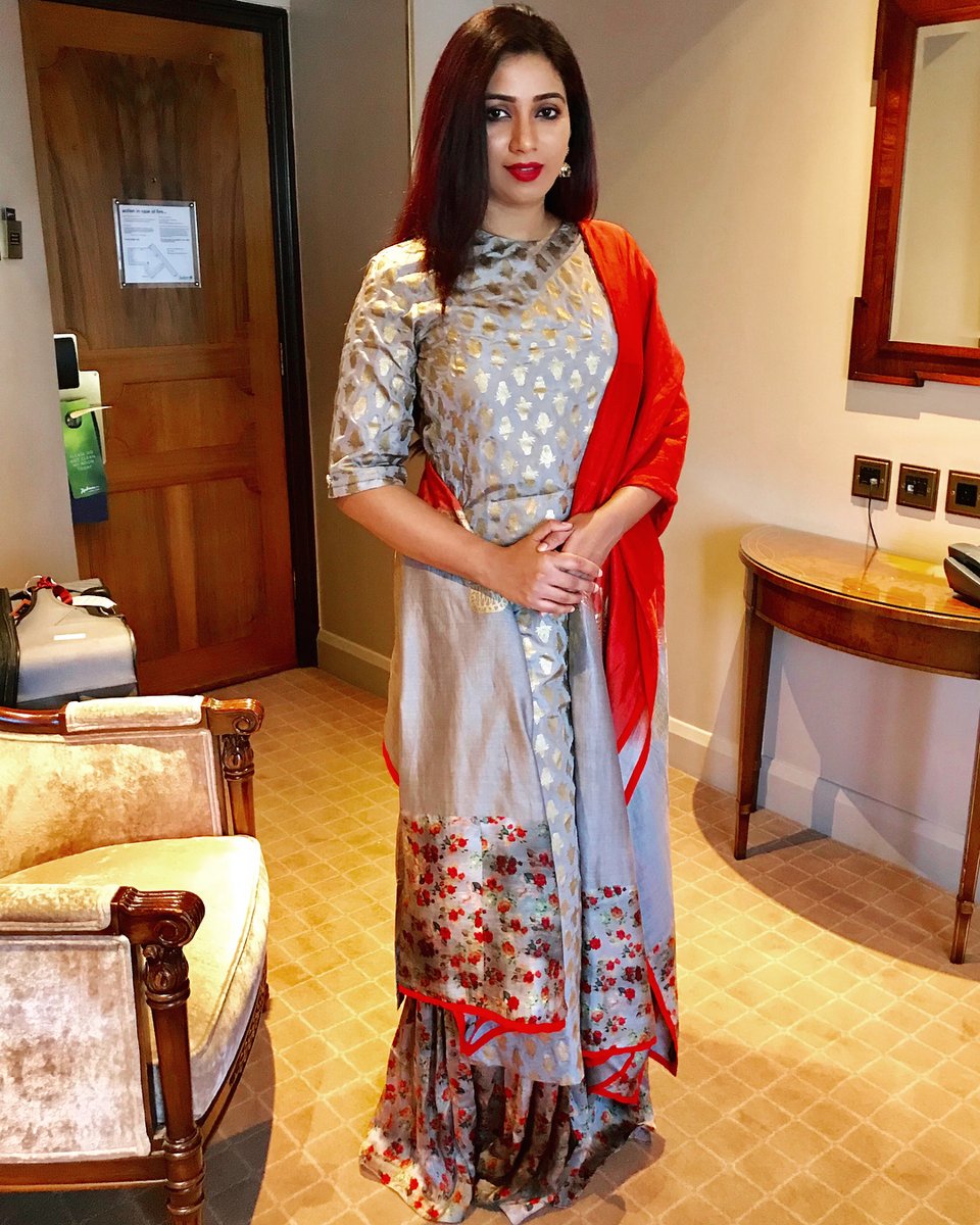 telugu_insider's tweet photo. The Melody Queen 😍😍
@shreyaghoshal #ShreyaGhoshal LatestPics.......
#singershreya #tollywood #teluguinsider #singingqueen #TollywoodActress https://t.co/NuWTvHGdeb