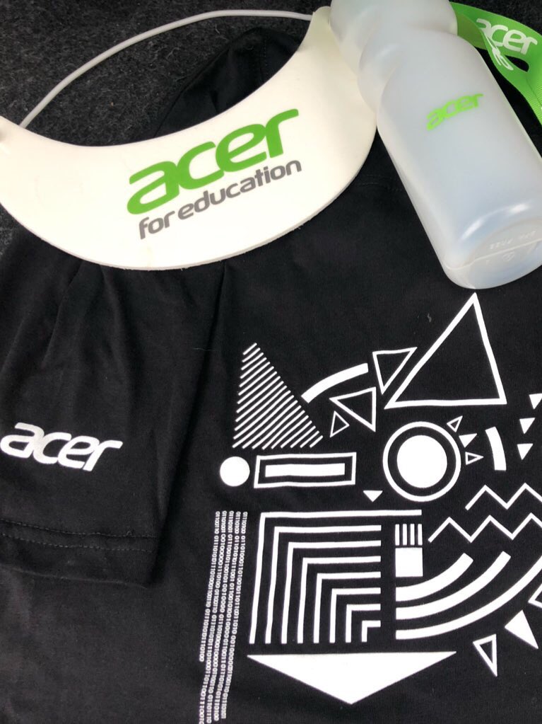 Having a blast working with <a href="/CATatUJ/">CAT UJ</a> technology for non-technologist #acercloudprofessor <a href="/AcerAfrica/">Acer Africa</a> <a href="/AcerEducation/">Acer Education</a> <a href="/NalediPandor/">Naledi Pandor</a>