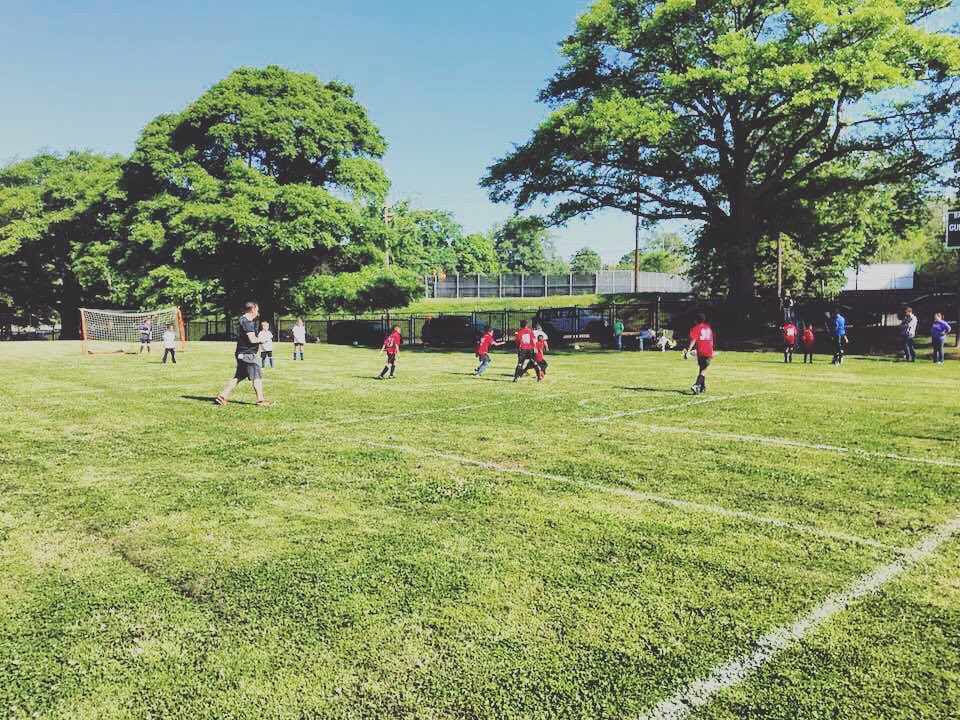 CastleberryAC's tweet photo. Are you ready for the weekend!? Last weekend #WestEnd vs. #CollegePark. @soccerstreets #SITS #YouthSoccer #CHAC #CastleberryHillAC #CastleberryHill #Atlanta #ATL #HelpBuildTrenholm #NvmqvamSolvsBibes #Community #YearOfTheCHAC #Soccer #Football #Fútbol #Calcio #Fußball https://t.co/c85WkcnZ6v