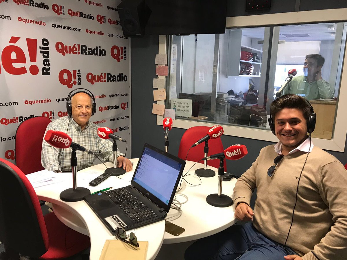 AlejandroG_Ofic's tweet photo. Día de promoción de lujo! https://t.co/B6og8i2txb