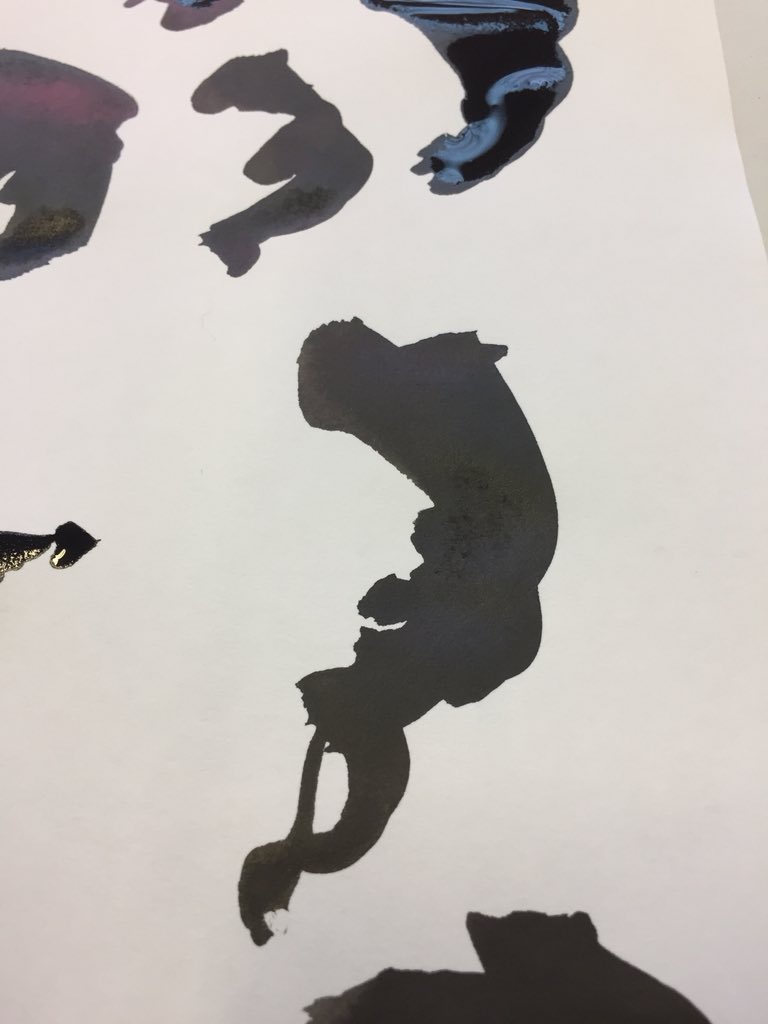 _DarylMarsh_'s tweet photo. #explainthistome Ink & brush prep for a digital character design workshop next week (will all make sense on the day). But the best marks only come when I PAINT WITH MY EYES SHUT! @25fpsstaffs @StaffsGamesVFX @Laurawestonart #drawingwiththerigjtsideofthesoddingbrain https://t.co/YrVMpMXcmL
