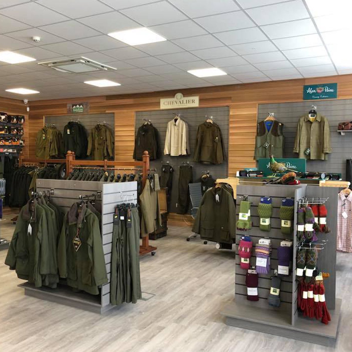 guntrader_uk's tweet photo. Founded in 1984, Gilsan Sports is one of the North’s leading gun dealers. Alongside their Leyburn branch, the new 3500sqft superstore, just off the A1 &amp; A66, boasts one of the largest gunrooms nationally &amp; stocks all the major brands. Road trip anyone?!
https://t.co/Tjv1JiKuRa https://t.co/ltYXWB3zsF