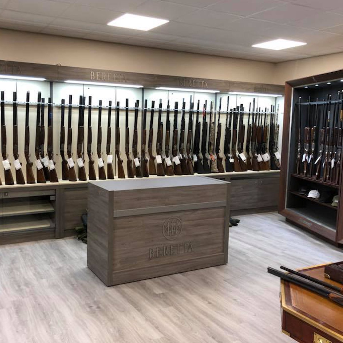 guntrader_uk's tweet photo. Founded in 1984, Gilsan Sports is one of the North’s leading gun dealers. Alongside their Leyburn branch, the new 3500sqft superstore, just off the A1 &amp; A66, boasts one of the largest gunrooms nationally &amp; stocks all the major brands. Road trip anyone?!
https://t.co/Tjv1JiKuRa https://t.co/ltYXWB3zsF