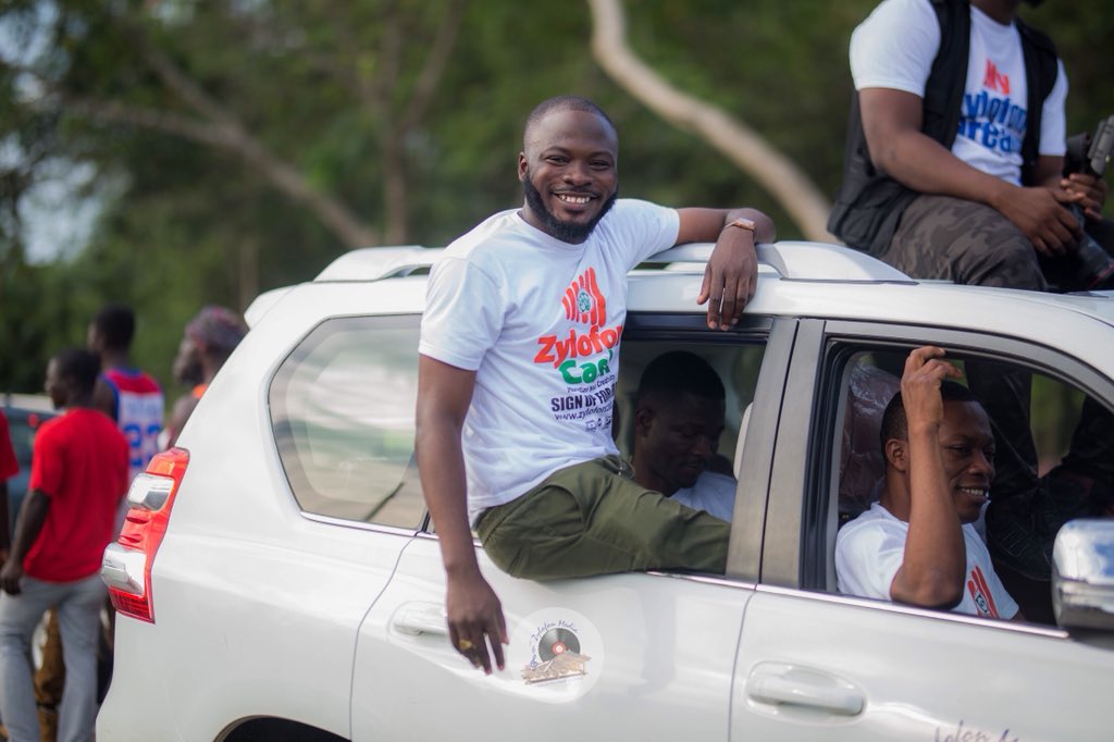 ZylofonMedia's tweet photo. Lemon Thursday Carnival inside Winneba, it’s all about this year’s Aboakyer Festival with Zylofon Media #Zylofonmedia #ZylofonCash #ZylofonAtAboakyer #MonetizeYourCreativity https://t.co/2A9Klodq2I