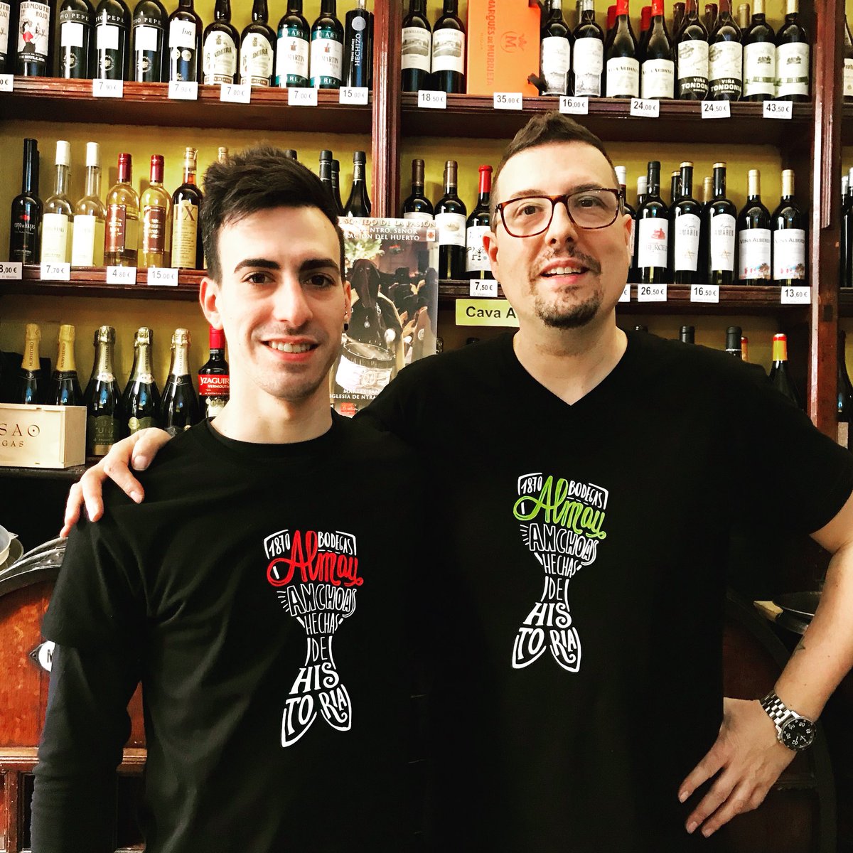 BodegasAlmau's tweet photo. #camisetanueva #bodegasalmau https://t.co/Z60v94lbmn