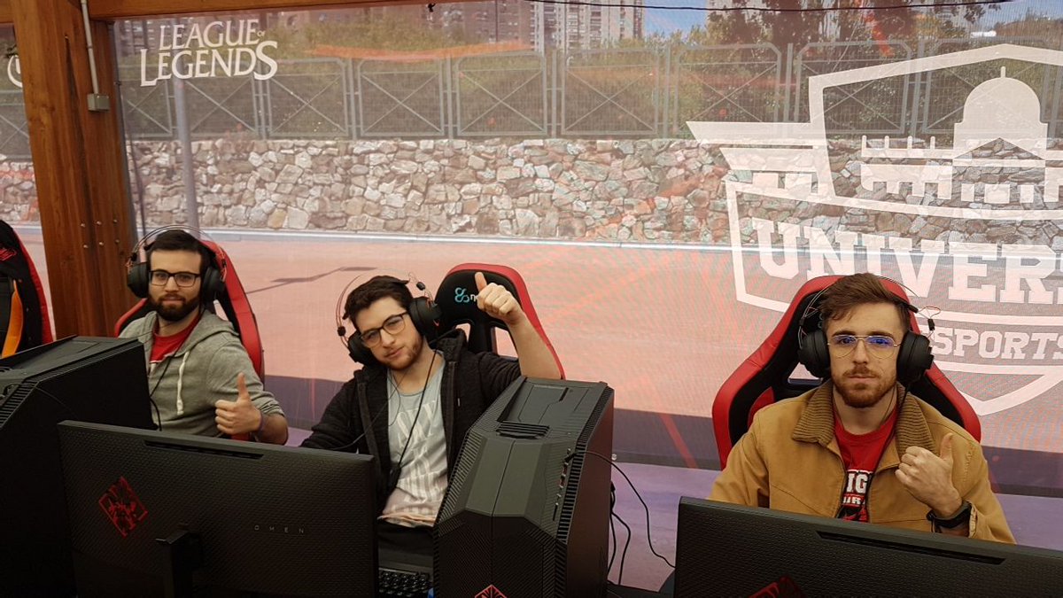 University_ES's tweet photo. 🏆 Final de Hearthstone
@Bulls_UCLM 🆚 @Knights_URJC
🎙 @viciuslab y @Jac0b0_CHS
¡Que gane el mejor!
#FinalesUniversity #ConferenciaTerra
📺 https://t.co/R9iZGrIzIy https://t.co/KX0Hp5ho6T