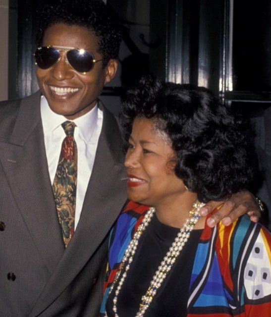 Happy birthday to queen Katherine Jackson and her eldest son Jackie     