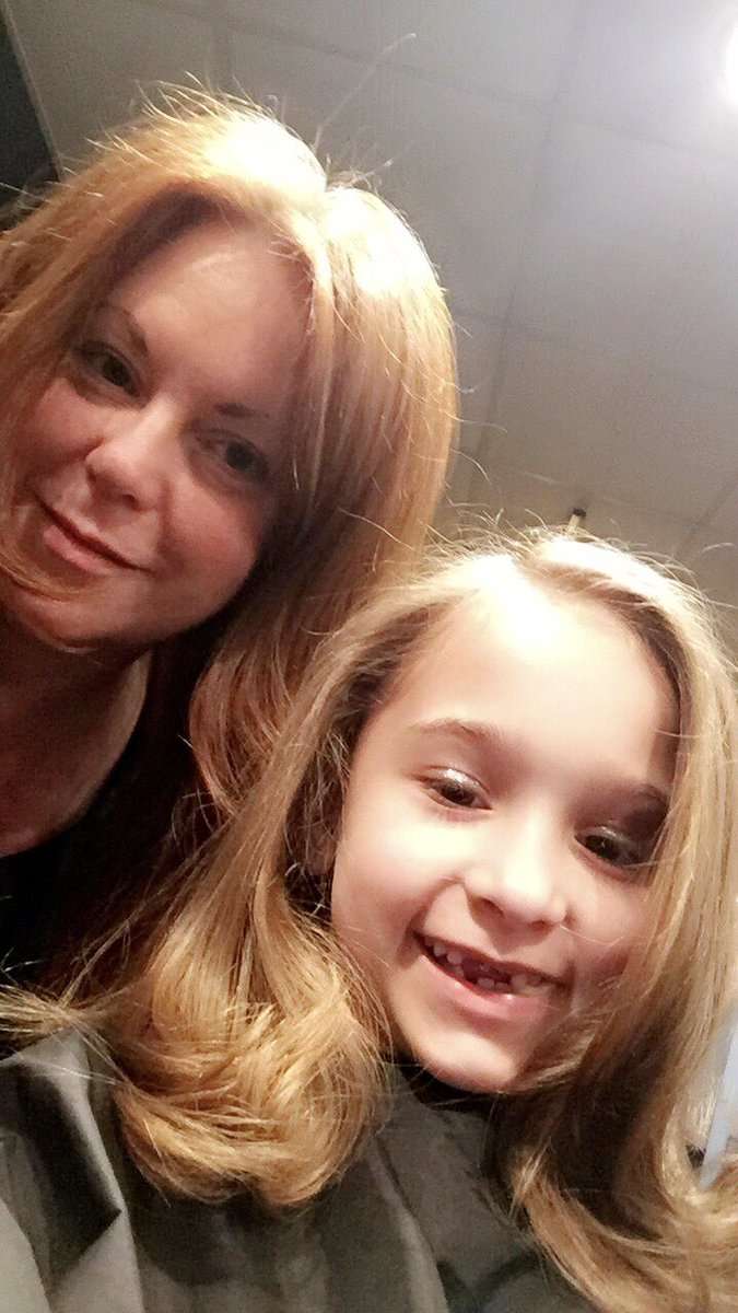 Jenn_Trump's tweet photo. Perfect way to end my day! Got to give little princess Skyla a haircut! 📞Call for appt with me 570-424-6461📞 #JennTrump #JTHsalon #HairHustle #EastStroudsburg #Salon #EastStroudsburgUniversity #Poconos #Stroudsburg #Pennsylvania #Haircut #Blowout #BlowOutStyles #Haircuts https://t.co/88QrA9ccZ5