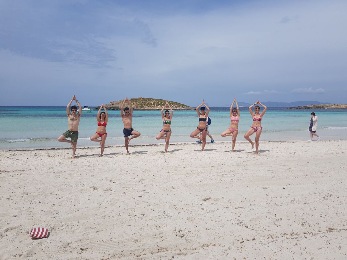 ilCazza's tweet photo. Ecco a voi il gruppo, in collaborazione con NaturopatiaOlistica...
#Formentera2018 e sei subito sedotto!!!
https://t.co/dJQzisL09I 
#formentera #formenteraexperience #wishtravel #viaggio #sogni https://t.co/qZhbxjchtR