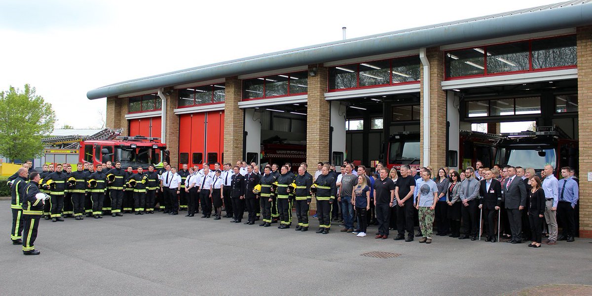 Aylesbury fire station, Buckinghamshire marked firefighters Memorial Day with a minutes silence at midday. #WeRemember all those who have made the ultimate sacrifice to keep us all safe #FMD18 #StandWithFirefighters