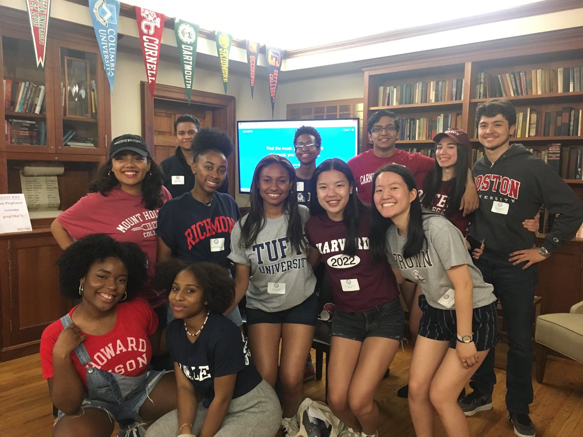Prep_for_Prep's tweet photo. #PrepSigningDay ❤️ Members of our HS Class of 2018. ❤️ #CollegeSigningDay https://t.co/KgOfdKP2nB