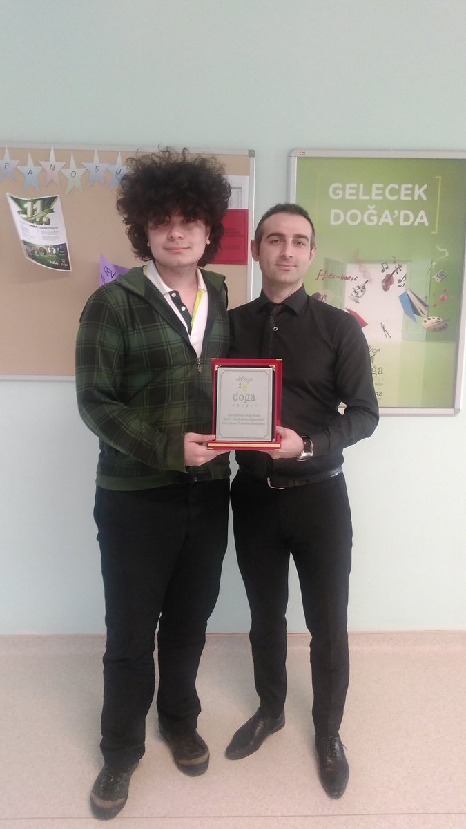Bostancı Doğa Koleji Lise Satranç Turnuvası Şampiyonu 10.sınıflardan Umut Gügercinoğlu , kendisini tebrik ediyoruz.👏👏🏆🏆🏆  #doğamızdamatematikvar