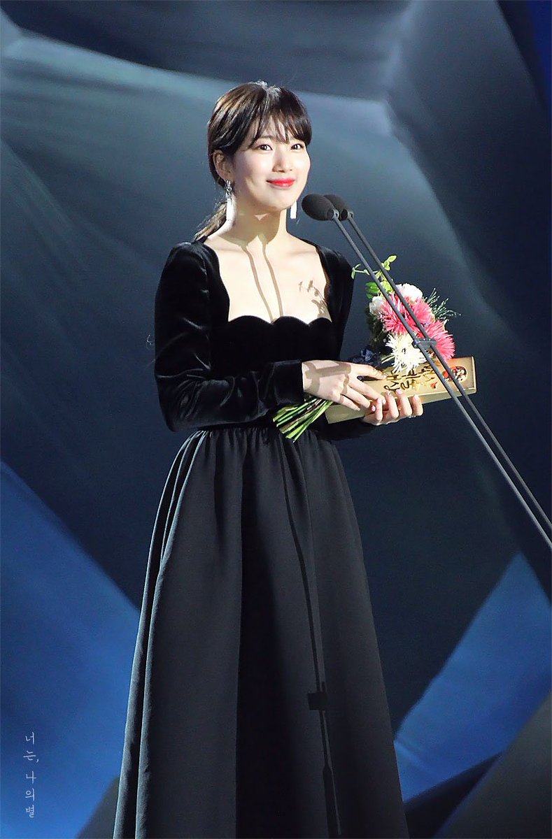 DcWnR8dV4AI2Xoy?format=jpg