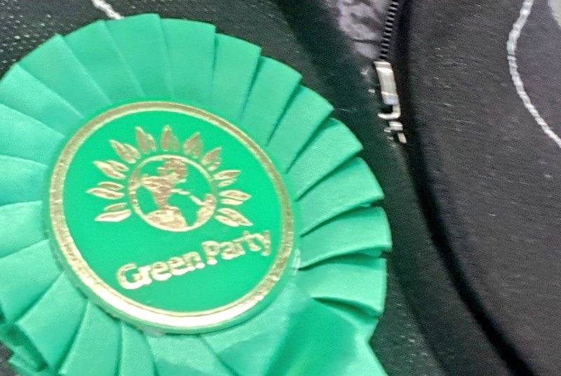 KeaneMJ's tweet photo. Not that I'm expecting to win but it's nice to hear my name mentioned lots of times when they are counting the split votes #OvalWard Have helped organised lots of hustings over the years but this is my first time standing for election. https://t.co/Kg6sUMzqRO