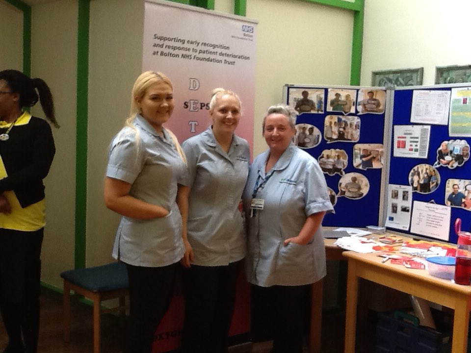 buckleyhsj's tweet photo. Staff from all aspects of @boltonnhsft workforce working to promote the Deteriorating Patient #boltonlearningweek https://t.co/DFHo9wBc8O